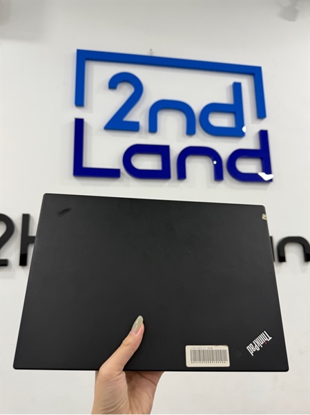 Laptop Lenovo Thinkpad A285 - Ryzen 5 pro 2500W/Radeon Vega Mobile GFX - 8/128GB SSD - Màu đen - Pin 82% 131 chu kì sạc - Ngoại hình 98% - Phím nhật - Mặt A bị chảy nhựa , màn ám vàng , màn trầy , bản lề dưới hằn phím - Kèm sạc