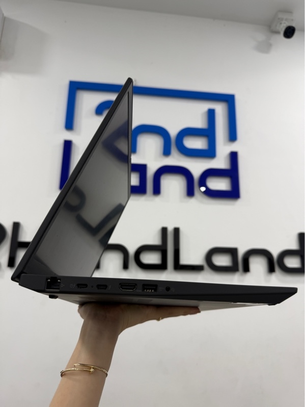 Laptop Lenovo ThinkPad T16 Gen 2 - i7-1365U - 16/SSD 1T - Màn cảm ứng FHD - Màu đen - Pin 90% - Ngoại hình 97% - Màn hồng nhẹ , vàng viền , trầy , trầy nhiều góc cấn nhẹ , phím mòn , nhiệt độ máy cao - Kèm sạc