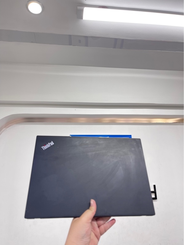 Laptop Lenovo Thinkpad T490S - i7 8665U 16/512gb - Màu đen - Pin thay 100% - Ngoại hình 97% - Màn ám hồng nhẹ - Kèm sạc
