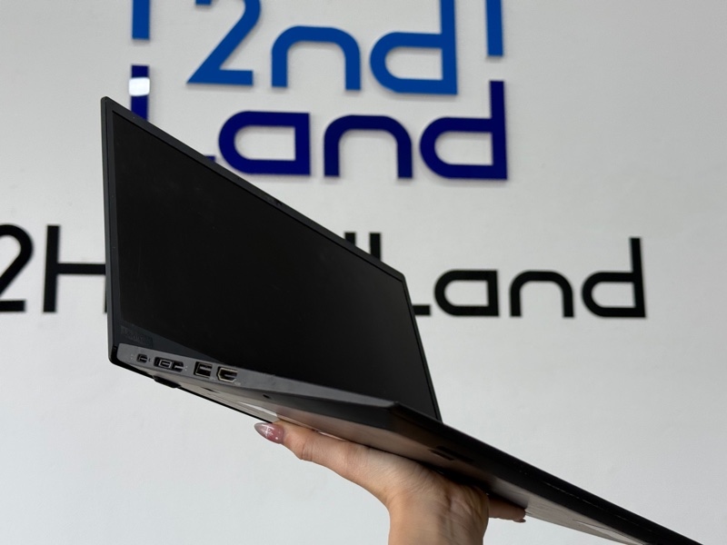 Laptop Lenovo Thinkpad X1 carban Gen 6 - i7 - 8650U - Ram 16/1TB SSD - Pin 73% - màn ám hồng, màn bầm nhẹ - Đen - 97% - Kèm sạc 2