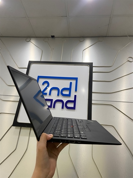 Laptop Lenovo Thinkpad X1 Carbon Gen 5 - Model 20HQS33100 - i7-7500U - Ram 8/256GB SSD - Màu đen - Ngoại hình: 98% - Màn ám hồng viền trong - Kèm sạc