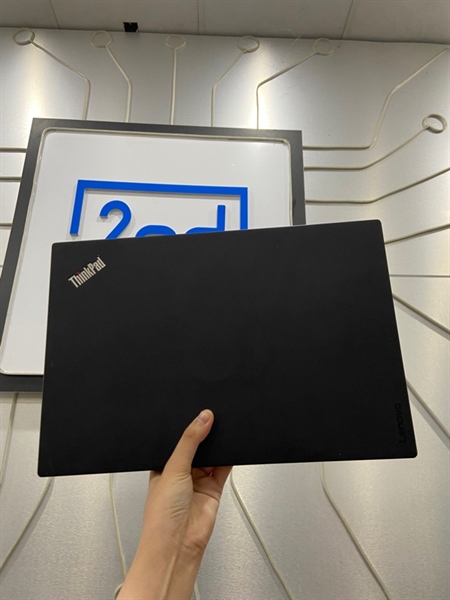 Laptop Lenovo Thinkpad X1 Carbon - i7-7500U - Ram 8/256GB SSD - Pin 45% - Màu đen - Ngoại hình: 97% - Màn ám hồng trong, phản quang, mất nút dấu ngã - Kèm sạc