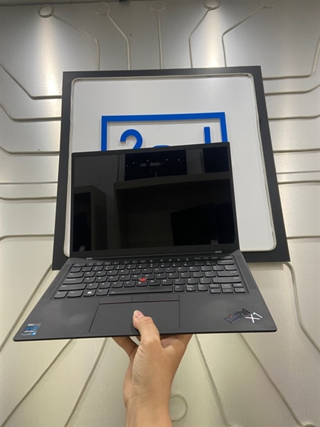 Laptop Lenovo Thinkpad X1 - i7-1185G7- Ram 16/512GB - Pin 85% - Màu đen - Ngoại hình: 97% - màn phản quang 1 chấm - Kèm sạc 1