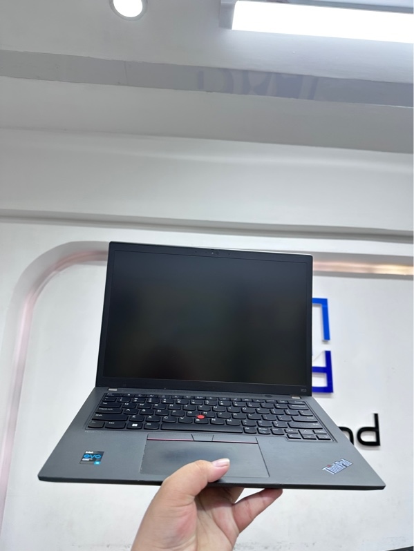 Laptop Lenovo Thinkpad X13 gen 2 - i5 - 1135G7 8/256 ssd - Màu đen - Pin thay 100% - Ngoại hình 97% - Kèm sạc