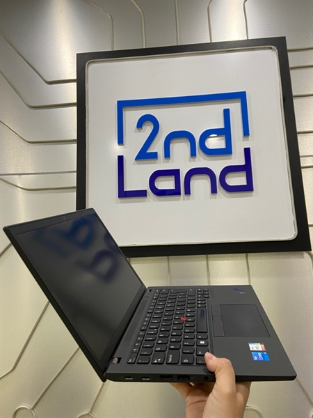 Laptop Lenovo Thinkpad X13 Gen 3 - i5-1235U - Ram 16/256GB SSD - Pin 82% - Màu đen - Ngoại hình: 97% - Màn ám viền hồng vừa, lỗi 1 cổng C - Kèm sạc 2