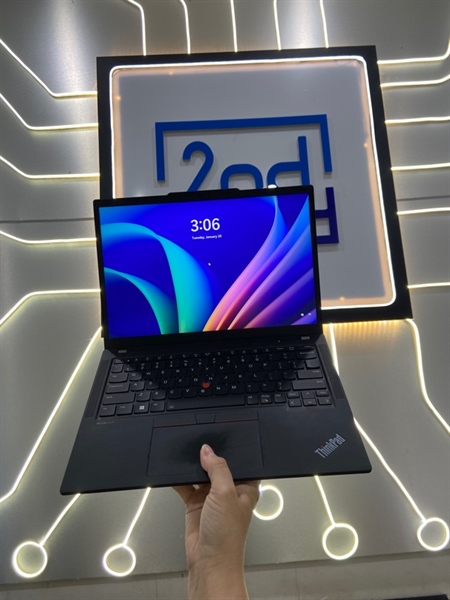Laptop Lenovo Thinkpad X13 Gen 4 - i5-1335U - Ram 8/256GB SSD - Pin 79% - Màu đen - Ngoại hình: 98% - Kèm sạc 1