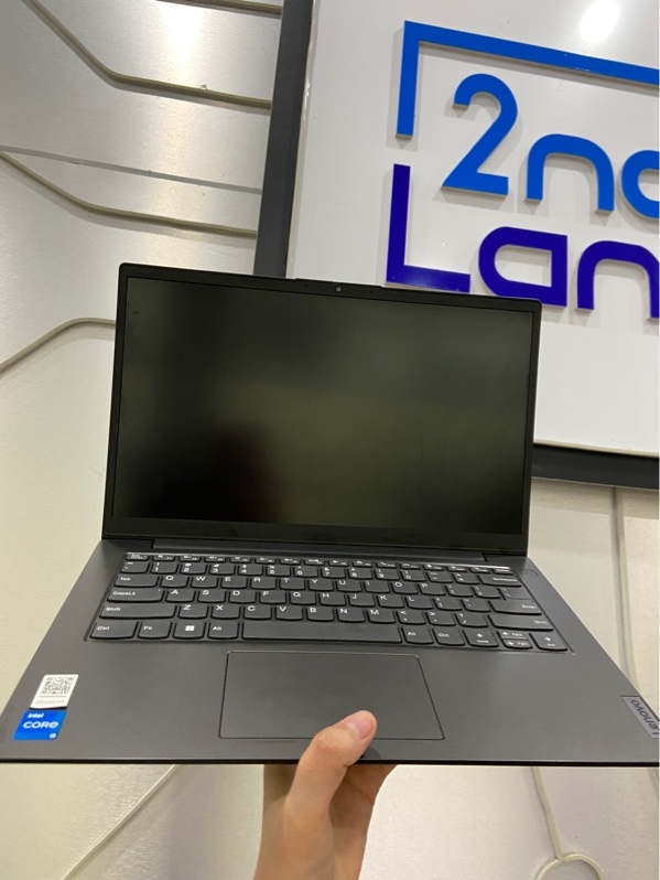 Laptop Lenovo V14 G4 IRU 83A0 - I5-13420H - Ram 16/512GB SSD - Pin 100% - Màu đen - Ngoại hình: 98% - Màn bị mốc trong, đốm phản quang - Kèm sạc
