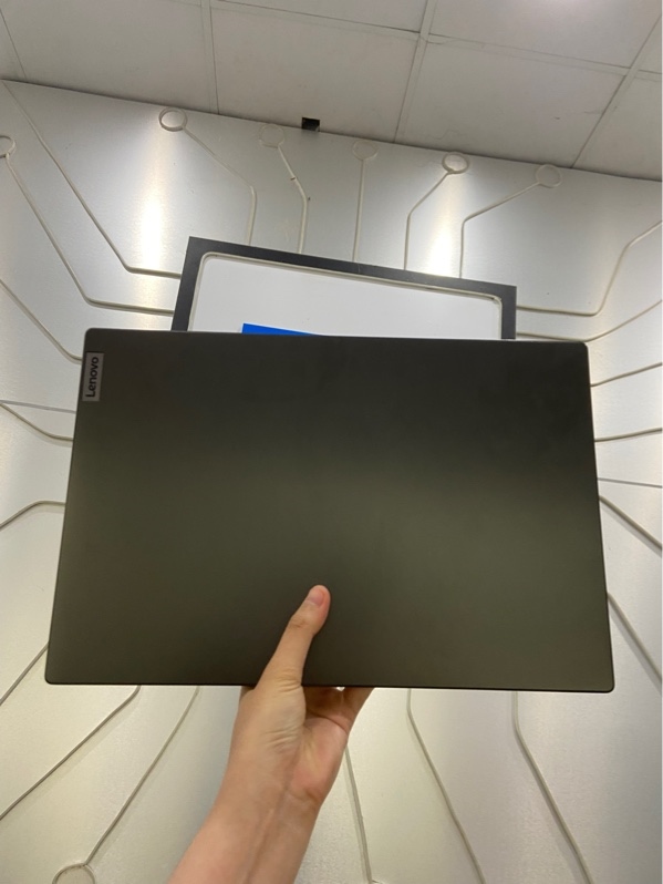 Laptop Lenovo V14 G4 IRU - Core i5-1335U - Ram8/512GB SSD - Pin 90% - Màu đen - Ngoại hình: 97% - Màn ám vàng + ám xanh, in phím, xước thân - Kèm sạc