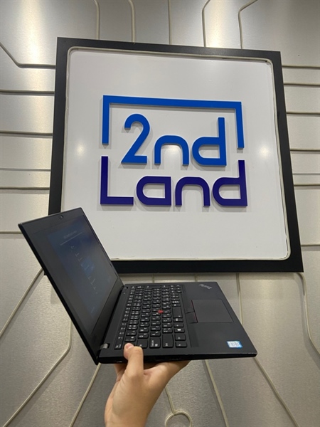 Laptop Lenovo X280 - i5-8250U - Ram 8GB SSD 240GB - Phím Nhật - Pin 79% - Màu đen - Ngoại hình: 97% - Bể góc nhẹ, màn ám hồng , phản quang - Body - Kèm sạc 2