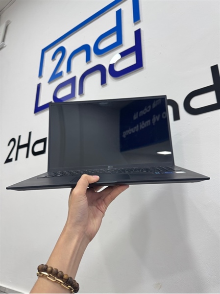 Laptop LG Gram 15Z95P - i7-1193G7 - 16/1TB - Màu đen - Pin 84% - Ngoại hình: 98% - Màn cảm ứng - Body, kèm sạc 1
