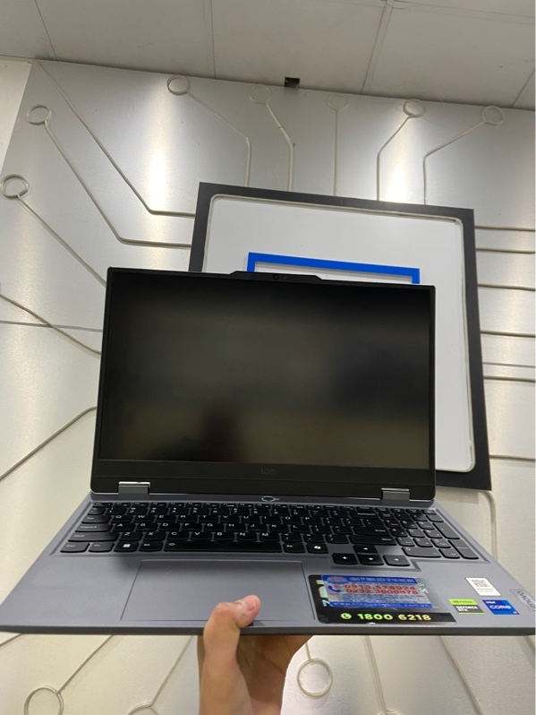 Laptop LOQ 15IRX9 83DV - I7-13650HX - Ram 16/512gb SSD - Geforce RTX 4050 - Pin 96% - Màu xám - Ngoại hình: 97% - Kèm sạc - Còn bảo hành đến 07/2027
