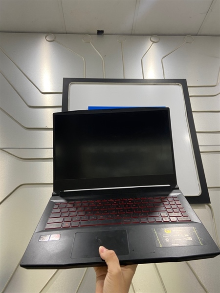 Laptop MSI Bravo 15 B5DD - Ryzen 5 5600H - Radeon RX 5500M - Ram 8/512GB SSD - Pin 90% - Màu đen - Ngoại hình: 98% - In phím, 1 đường phản quang, viền ám hồng nhẹ - Kèm sạc 1