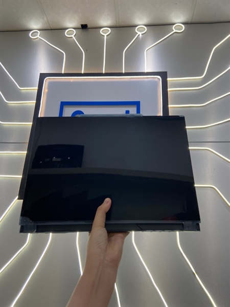 Laptop MSI cyborg 14 A13UDX - I7-13620H - RTX 3050 6G- Ram 16/512GB SSD - Pin 100% - Màu đen - Ngoại hình: 98% - FullBox - Còn BH Phong Vu đến 07/09/2027