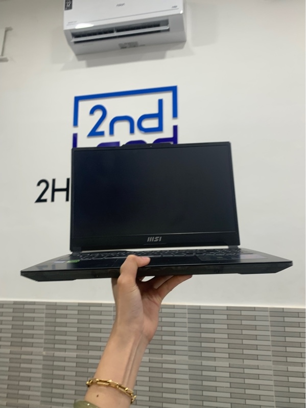 Laptop MSI Cyborg 15 A12VF - i7-12650H - 16TB/2TB SSD - RTX 4060 - Màu đen - Pin 93% - Ngoại hình: 98% - Màn trầy - Kèm sạc