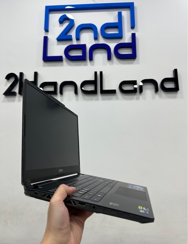 Laptop MSI Cyborg 15 AI A1VEK-245VN - FHD-144Hz - CPU Intel(R) Core Ultra 5 135H - Ram 16/512 SSD (100%) - RTX 4050 - Pin 96% - Màu đen - Ngoại hình 98.5% - ( Còn bảo hành FPT tới 27/11/2027 ) - Kèm sạc