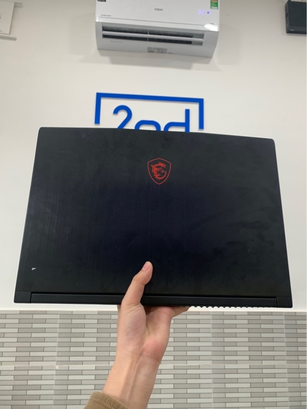 Laptop MSI GF63 thin 10SC - i5-10200H - GTX 1650 4GB - Ram 16GB/SSD 512GB + 250GB - Màu đen - Pin 92% - Ngoại hình: 96% - Màn phản quan + ám hồng, hư camera - Kèm sạc