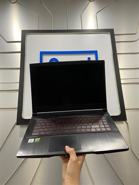 Laptop MSI GF63 Thin 10SC - i5-10300H - Ram 16GB GTX 1650 SSD 512GB SSD 512GB - Pin 88% - Màu đen - Ngoại hình: 98% - Màn ám hồng - Kèm sạc 1