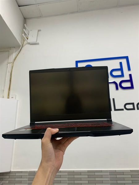 Laptop MSI GF63 Thin 10SC - i5-10500H - GTX 1650 4GB - Ram 16GB/SSD 512GB - Màu đen - Pin 84 - Ngoại hình: 97% - Cấn mặt C, màn ám hồng - Body, kèm sạc 1