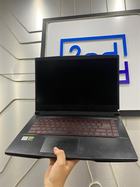 Laptop MSI GF63 Thin 10SC - i7-10750 - Ram 8GB - SSD 512GB - GTX 1650 - Pin 90% - Màu đen - Ngoại hình: 98% - Body - Kèm sạc 1