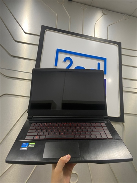 Laptop MSI GF63 Thin 11SC - i5-11400H GTX 1650 - Ram 16/512GB SSD - Pin 86% - Màu đen - Ngoại hình: 98% - Body - Kèm sạc 1