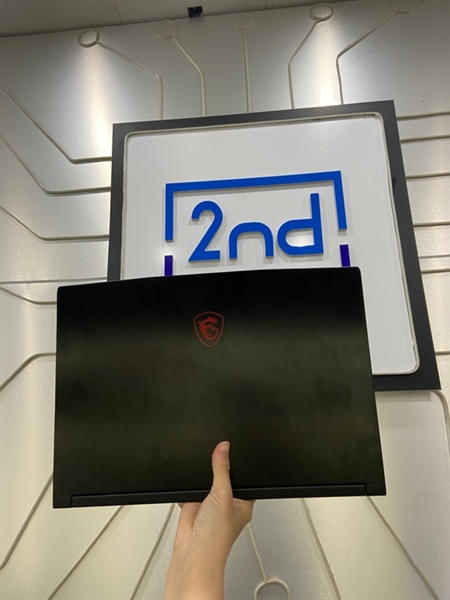 Laptop MSI GF63 Thin 11UC - i5-11400H - Ram 16/512GB SSD - RTX 3050 - Pin 70.6% - Màu đen - Ngoại hình: 97% - Touchpad mòn, 5 chấm phản quang + 1 đường dài, màn in phím Space - FullBox