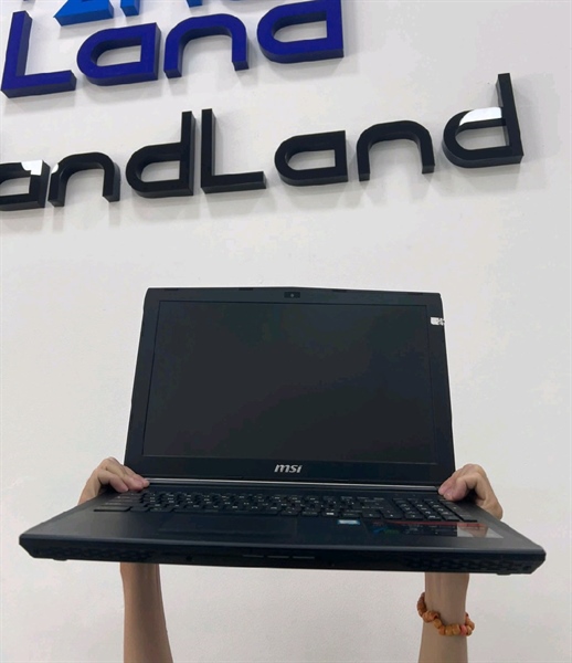 Laptop MSI GL62 7RD - i7 7700HQ/GTX 1050 - Ram 16/250GB SSD - 1TB HDD - Pin 86% - Màu đen - Ngoại hình 97% - Màn ám phản quang cam bụi - Kèm sạc 1