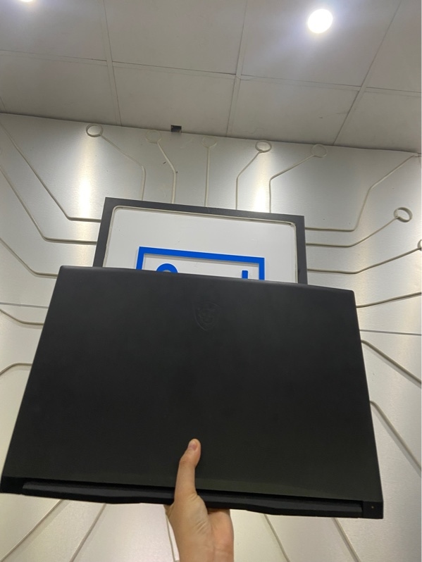 Laptop MSI Katana GF76 11UD - Ram 16/512GB - Sức khỏe ổ 82% - RTX 3050 Ti - i7-11800H - Màu đen - Ngoại hình: 97.5% - Màn ám hồng - Kèm sạc