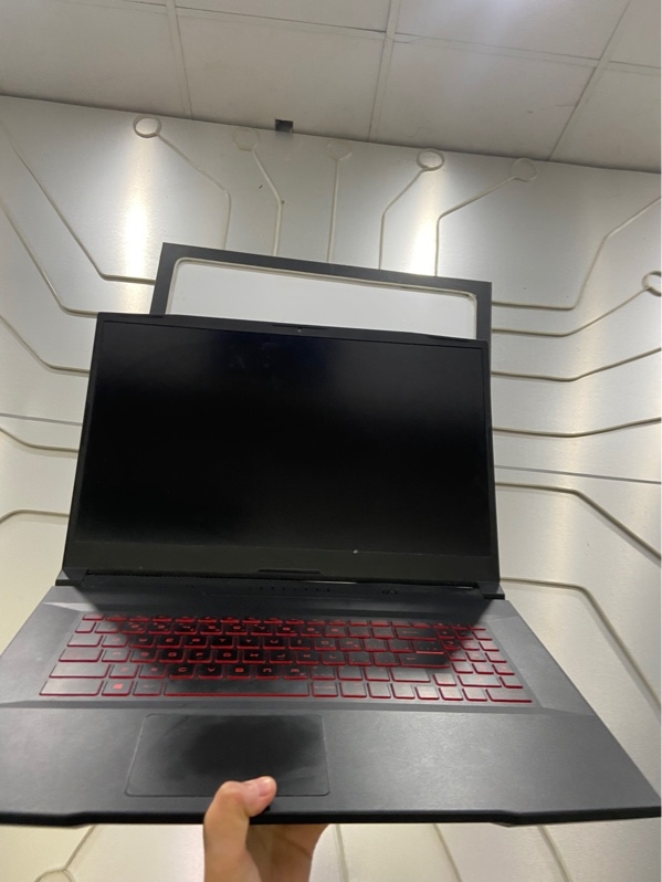 Laptop MSI Katana GF76 11UD - Ram 16/512GB - Sức khỏe ổ 82% - RTX 3050 Ti - i7-11800H - Màu đen - Ngoại hình: 97.5% - Màn ám hồng - Kèm sạc