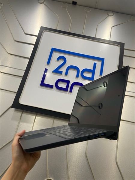 Laptop MSI Modern 14B11 MOU - i7-1195G7 - Ram 16 512GB SSD - Xe Graphics - Pin 76% - Màu đen - Ngoại hình: 98% - Body - Kèm sạc 2