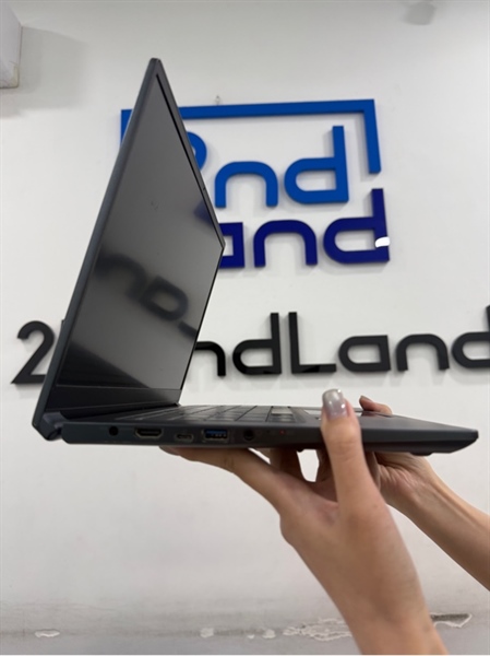 Laptop MSI Modern 15 A11M - i5 1155G7 - 16/512GB SSD - Màu xám - Pin 65% - Ngoại hình 97% - Màn ám hồng , màn trầy do hằn phím , tróc touchpad - Kèm Box , sạc 2