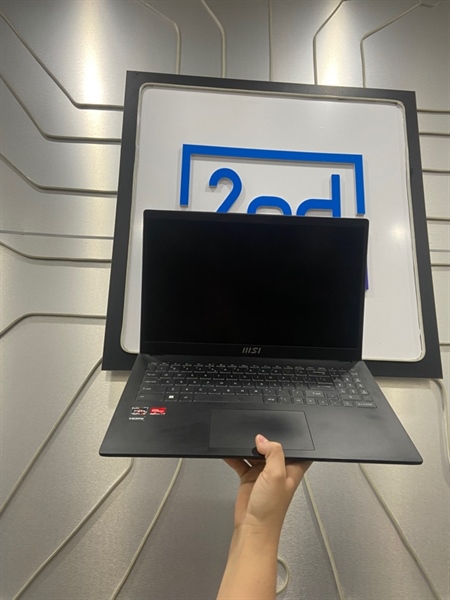 Laptop MSI Modern 15 B7M - AMD Ryzen 7530U - Ram 8/512GB SSD - Pin 81% - Màu đen - Ngoại hình: 98% - Màn ám vàng nhẹ, loa hơi nhỏ - Body - Kèm sạc 1