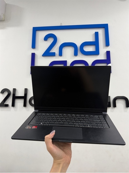 Laptop MSI Modern 15A5M - Ryzen 7 5700U - Ram 16GB/512GB SSD - Màu xanh - Pin 70% - Ngoại hình 97% - Màn ám hồng , cấn 1 góc - Kèm sạc 2