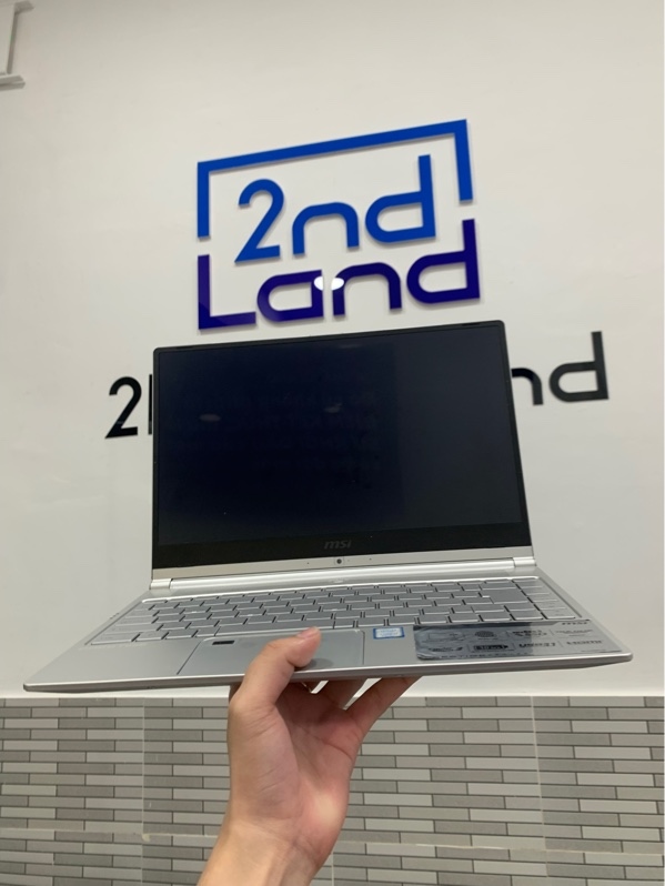 Laptop MSI PS24 8RB - i7-8550U - Ram16GB/240GB SSD - Màu bạc - Phím Nhật - Pin 70% - Ngoại hình: 98% - Kèm sạc
