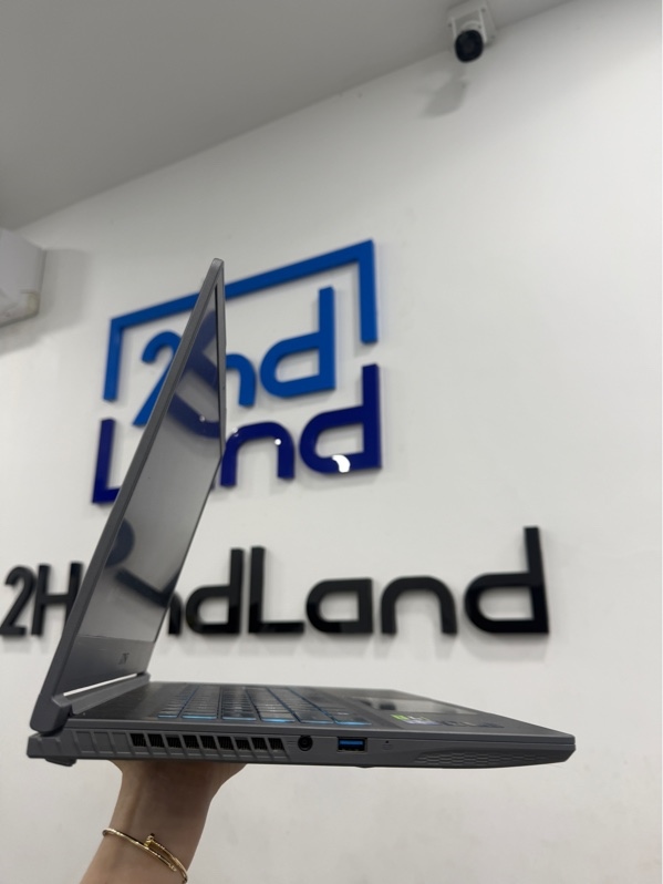 Laptop MSI Thin 15 B13UC - i7-13620H/RTX 3050 - 24/512GB ssd - Màu xám - Pin 98% - Ngoại hình 98% - Màn viền vàng nhẹ - Kèm sạc zin 120W