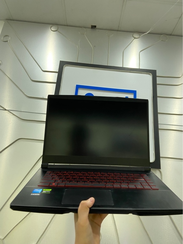 Laptop MSI Thin GF63 12 VE - i5-12450H - Ram 16/512GB SSD - RTX 4050 - Pin 96% - Màu đen - Ngoại hình: 98% - Kèm sạc