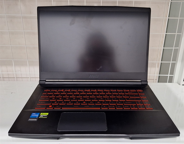 Laptop MSI Thin GF63 12VE - Ram 8/512GB SSD - Card RTX 4050 - Core i5 12450H - Màu Đen - Ngoại hình 98% - Kèm sạc