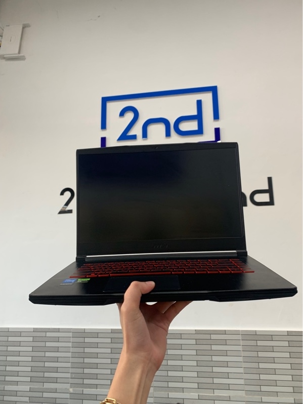 Laptop MSI Thin GF63 - i5-12450H -Ram 16GB/512GB SSD - RTX 4050 6GB - Màu đen - Pin 85% - Ngoại hình: 97% - Cấn góc, màn in phím - Fullbox