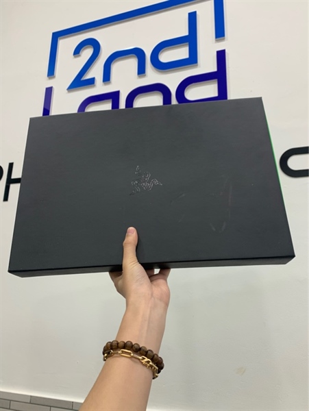 Laptop Razer Blade Pro 17 (Fall 2019) - i7-9750H - RTX 2080 Max-Q 8GB - Ram 16GB/ SSD 512GB - Màu đen - Pin 91% - Ngoại hình: 98% - Màn ám hồng - Box, kèm sạc 3