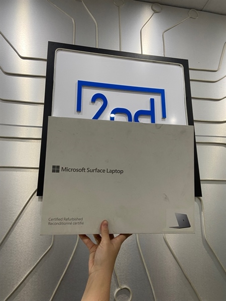 Laptop Surface 3 - AMD Ryzen 5 Micro Soft Surface Edition - Ram 8/256GB SSD - Pin 86% - Màu bạc - Ngoại hình: 98% - Hở sáng dưới - Kèm Box + sạc 3