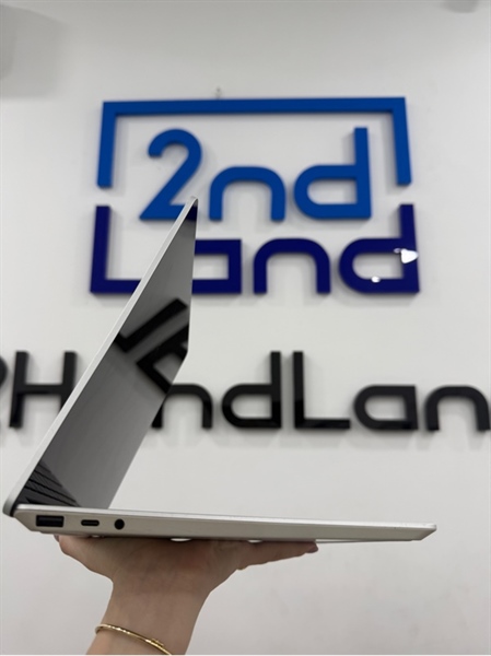 Laptop Surface Go - i5 1035G1 - 8/128GB - Màu bạc - Pin hư - Ngoại hình 97% - Màn ám hồng , viền trầy - Kèm sạc 1