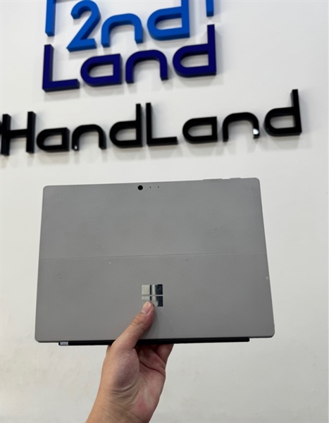 Laptop Surface Pro 6 - i7 8650U - Ram 16GB/512GB - Pin 95% - Màu bạc - Ngoại hình 97% - Màn liệt cảm ứng ( không cảm ứng ) - Kèm sạc + Phím ( SẢN PHẨM KHÔNG BẢO HÀNH )