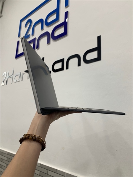 Laptop Surface Pro 7 - i5-1035G4 - Ram 8/128GB - Màu bạc - Pin 80% - Body, kèm bút + sạc 2