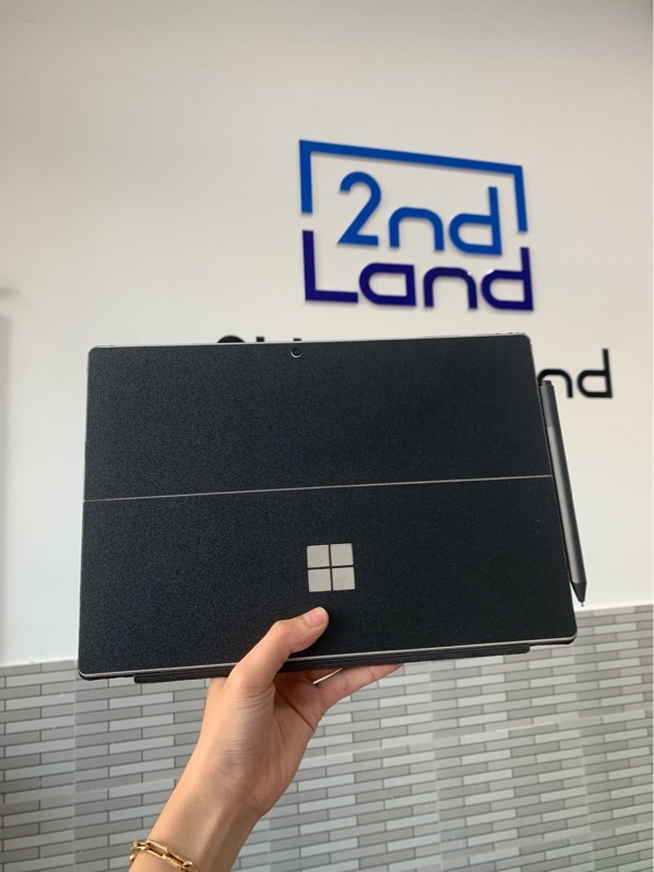 Laptop Surface Pro 7 - i5-1035G4 - Ram 8GB/SSD 128GB - Màu đen - Pin 82% - Ngoại hình: 97% - Màn ám hồng, bụi cam trước, phím tróc da nhẹ - Kèm sạc + bút