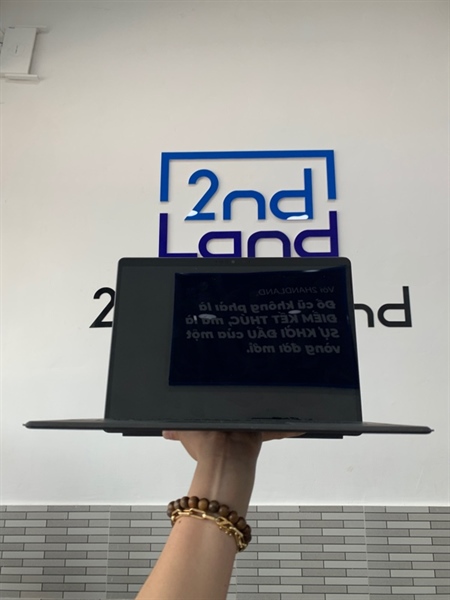 Laptop Surface Pro 9 - i5-1235U - Ram 8GB/256GB SSD - Màu đen - Pin 90% - Ngoại hình: 98% - Màn cảm ứng - Kèm sạc + phím 1