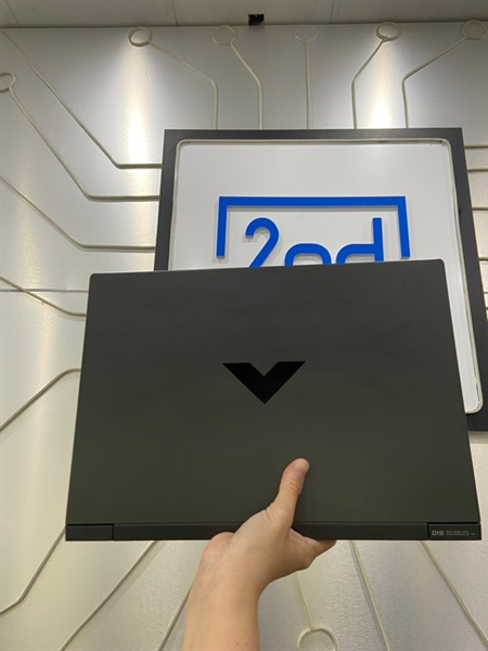 Laptop Victus HP Gaming 15-FA0XXX - Ram 24/1TB SSD - GTX 1650 - Pin 86% - Màu đen - Ngoại hình: 98% - Ám vàng nhẹ - Kèm sạc