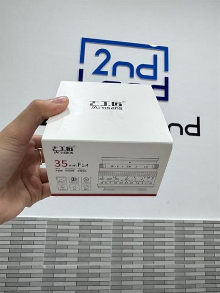 Lens 7 Artisans 35mm F1.4 - Ngàm Canon RF - Màu đen - Ngoại hình 98% - Box
