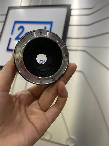 Lens 7artisans 35mm 1:1.2 for sony E-mount - Màu đen - Ngoại hình: 98% - Kèm cáp trước + sau 2