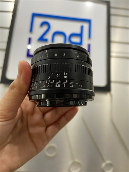 Lens 7Artisans 35mm 1:1.4 for sony E (e-mount) - Màu đen - Ngoại hình: 98% - Kèm Box 1