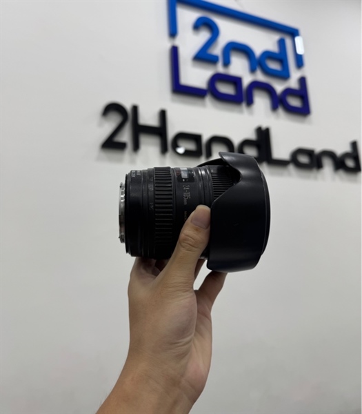Lens Canon EF 24-105mm f/4L IS USM - Màu đen - Ngoại hình 97% - mốc rễ tre đốm nhỏ - Body 1