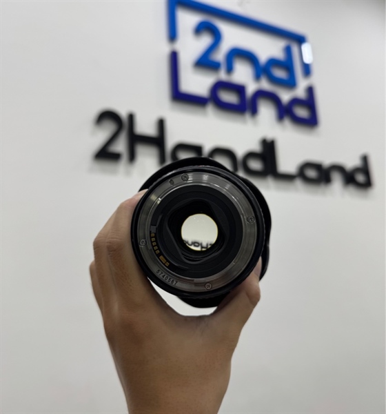 Lens Canon EF 24-105mm f/4L IS USM - Màu đen - Ngoại hình 97% - mốc rễ tre đốm nhỏ - Body 2